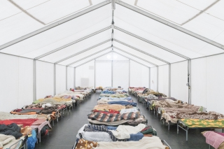Schirra Giraldi - Migrants room